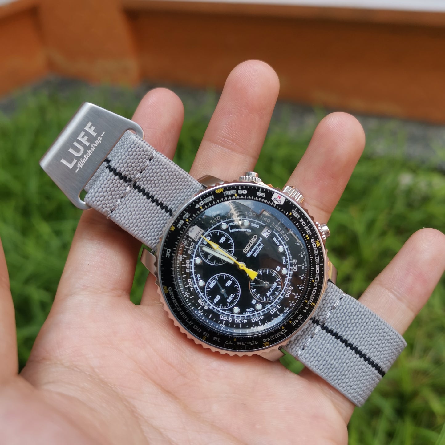 Grey with Black Stripe (6903641505879)