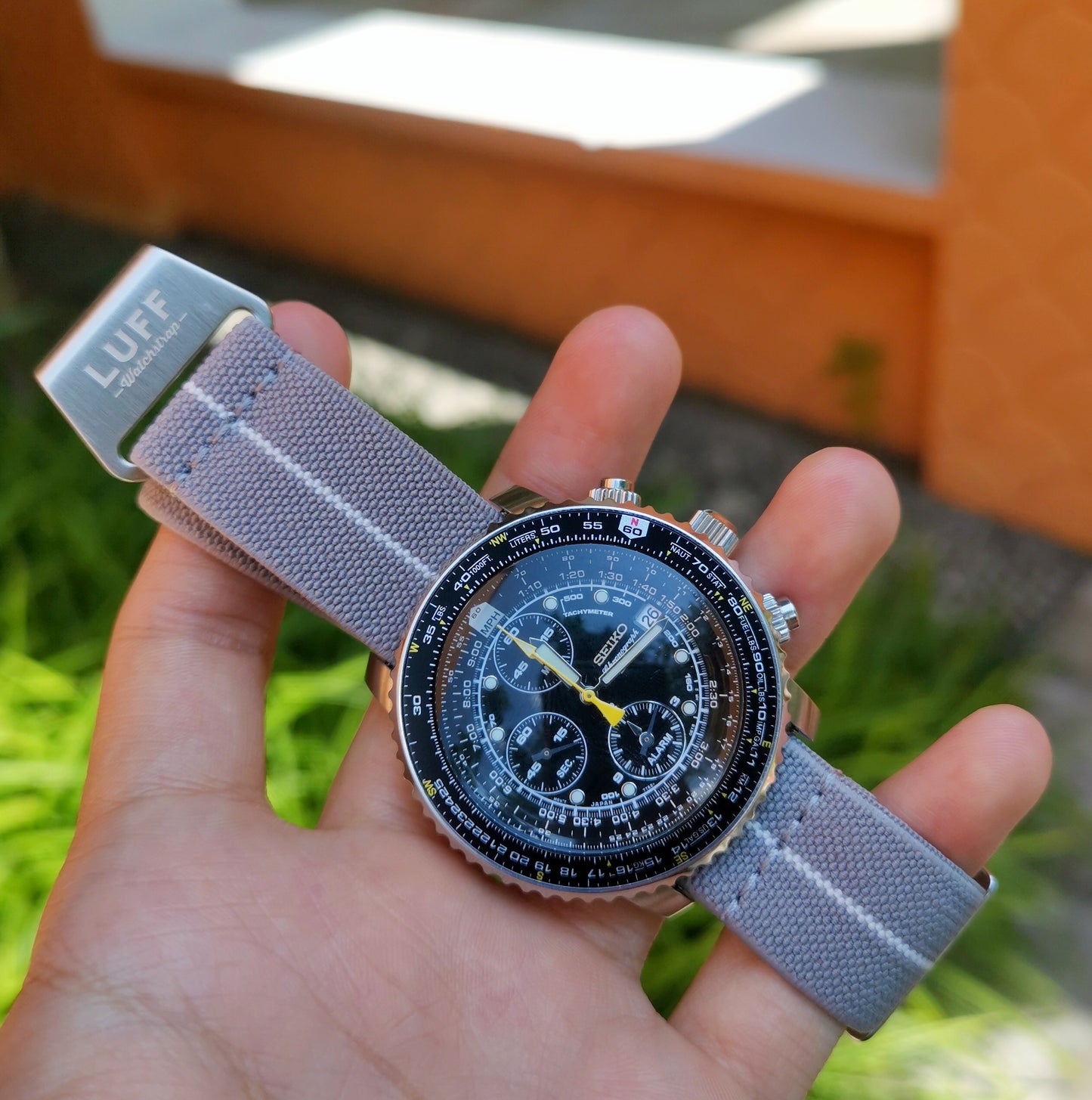 Grey with White Stripe (6903641505879)